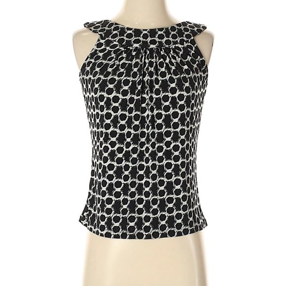 Calvin Klein Tops - CALVIN KLEIN sleeveless top in petite size XS